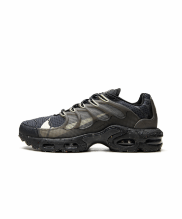 AIR MAX PLUS TERRASCAPE "Black"