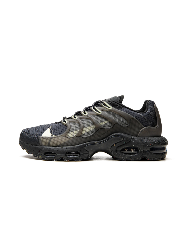AIR MAX PLUS TERRASCAPE "Black"