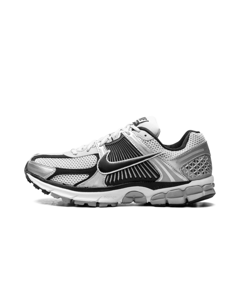 ZOOM VOMERO 5 "Metallic Silver Black"