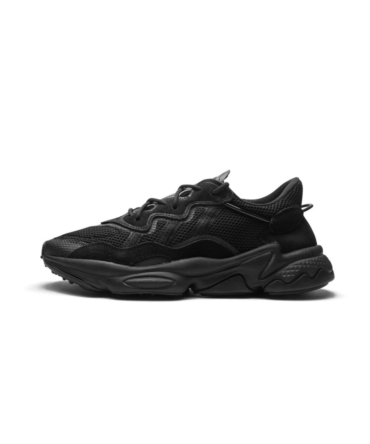 Ozweego "All Black"