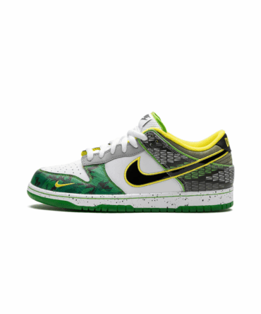 Dunk Low "What the Duck Away University of Oregon PE"