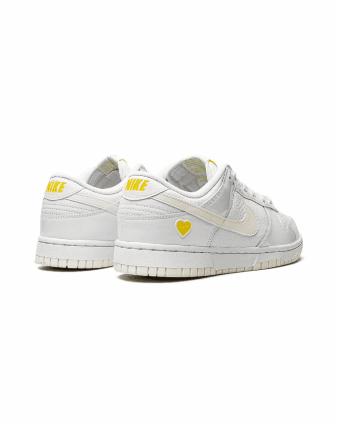 Dunk Low "Yellow Heart" - Görsel 3