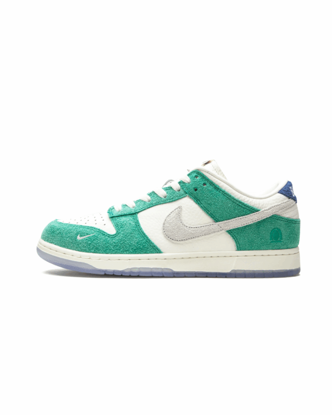Dunk Low Kasina "Road Sign"