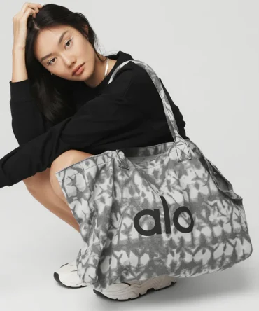 Alo Iconic Shopper Tote