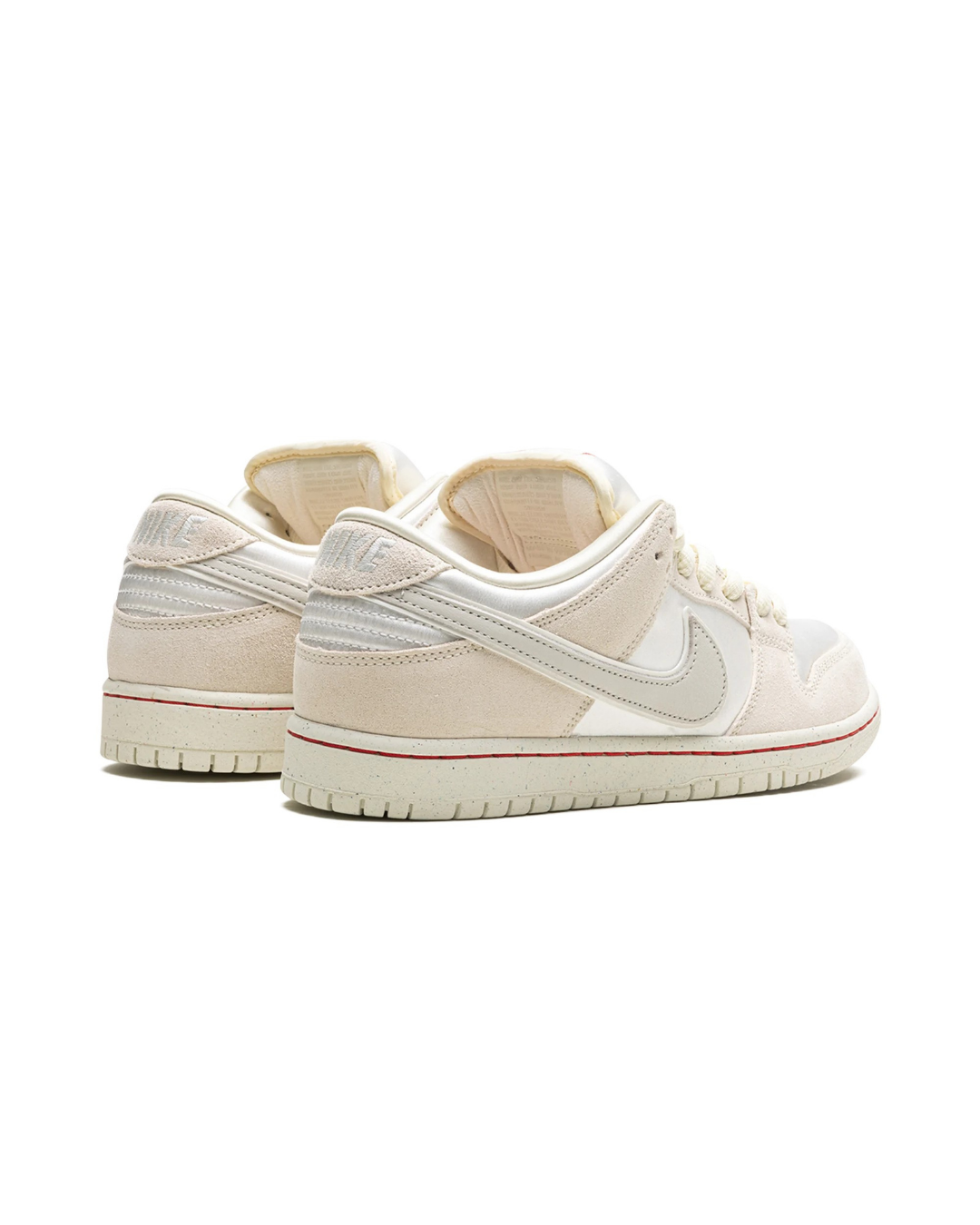 SB DUNK LOW "Valentine's Day - Low Love Found" - Image 3