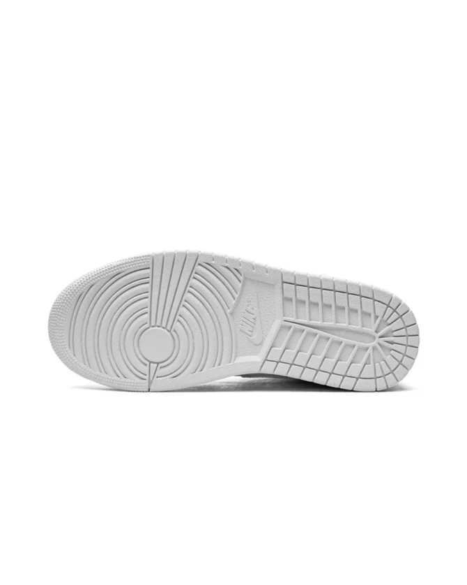 Air Jordan 1 Mid "Triple White" - Görsel 5